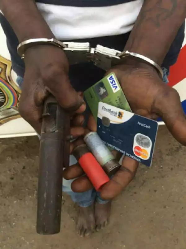 " We Sleep Close To ATM To Rob Users", Gun-Wielding ATM Robber Who Was Arrested In Lagos, Confesses